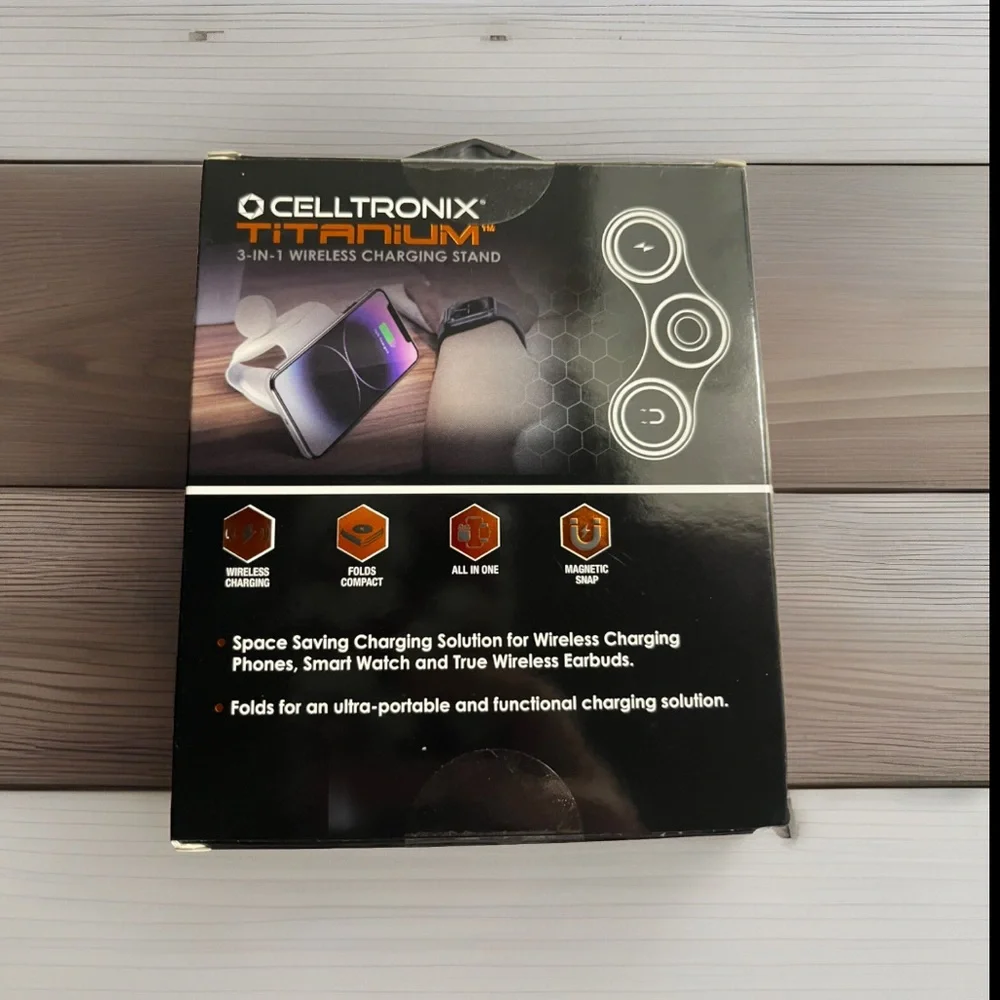 3-IN -1 WIRELESS CHARGING STAND Compact/Foldable Magnetic Snap NWT